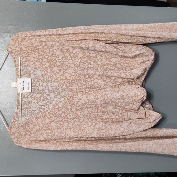 Anthropologie Sadie & Sage long Bell sleeves v-neck floral pattern size small - Picture 1 of 7
